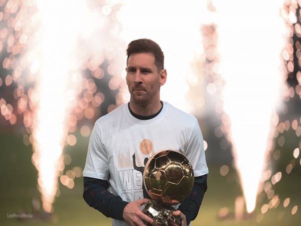 Tin bóng đá chiều 2/12: Messi được PSG tôn vinh đặc biệt