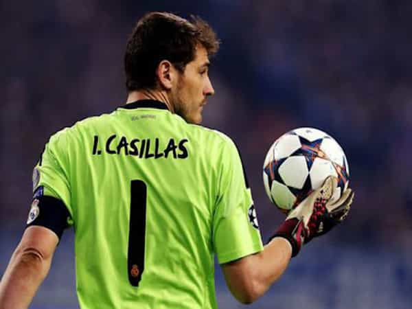 Iker Casillas là một trong những huyền thoại bóng đá rất được yêu thích