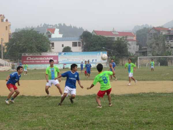 Nằm mơ thấy chơi đá bóng nhưng không ghi được bàn
