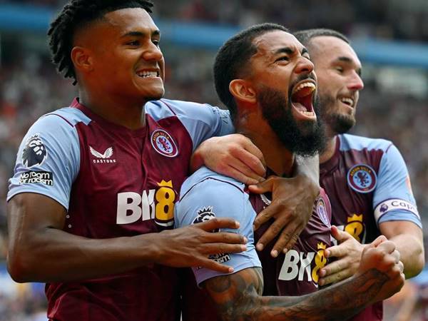 Phong cách thi đấu của CLB Aston Villa