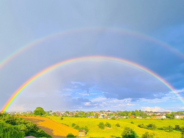 Giải mã nằm mơ thấy 3 cầu vồng đánh con gì may mắn?