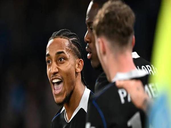 Chelsea chờ đối thủ ở vòng knock-out Champions League