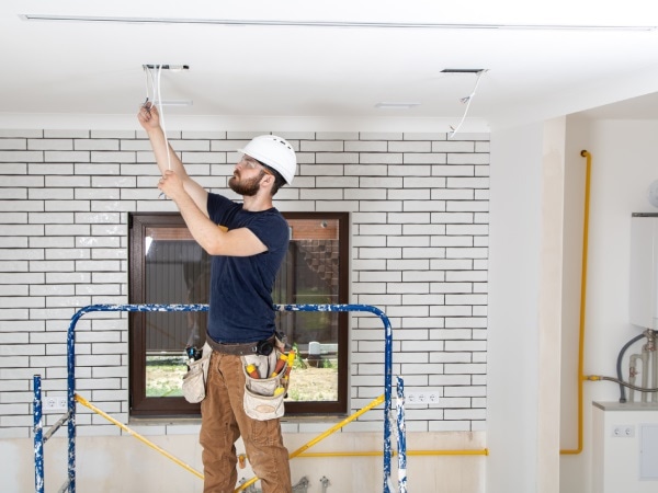 Lý giải nằm mơ thấy sửa nhà là điềm gì, con gì vượng phát?