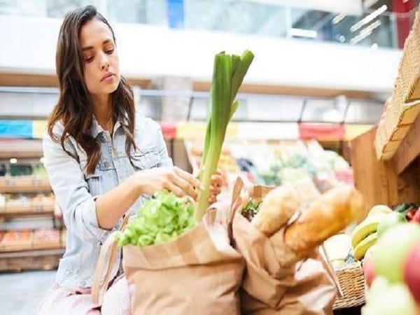 Nằm mơ thấy đi chợ báo điềm gì, tốt hay xấu?